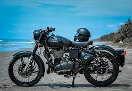 Pin By Royalenfieldholic On Royalenfield Clicks Royal Enfield Hd Wallpapers Royal Enfield Wallpapers Bullet Bike Royal Enfield