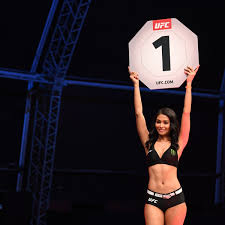 UFC Ring Girl Red Dela Cruz Turns Heads With Bath Video - The Spun: What's  Trending In The Sports World Today