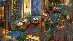 Restaurant Klay Saint Sauveur A Paris 75002 Chatelet Les Halles Beaubourg Opera Grands Boulevards Klay Saint Sauveur Restaurant Paris Terrasse Pave