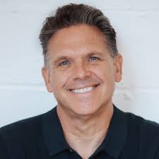 PODCAST EPISODES • MOTIVATED TO LEAD