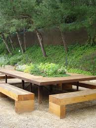 A Live Table Backyard Outdoor Garden Table