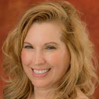 Beth Sparkman's Instagram, Twitter & Facebook