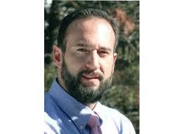 Penny Lind's Instagram, Twitter & Facebook