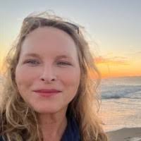 Robin Linn Email & Phone Number