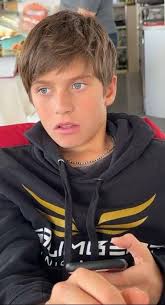 Entra nel vivo il torneo giovanile al Queen's di Cattolica, brilla sui  campi di casa Pietro Galimberti