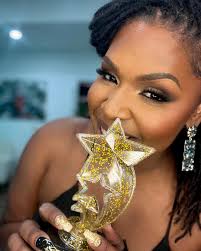 Chris Joiner, aka Lyrical Chris, came to the set to let the world know that  he is the "almond butter" of rap music, while most other artists are  "peanut butter." 😂 Download