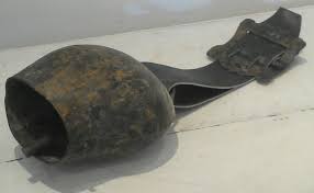 Grande Cloche Vache Toupain Collier Cuir Cow Bell Montagne Alpes Chalet Ancien Cloche De Vache Vache