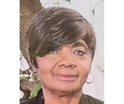 Rochelle Glenn's Instagram, Twitter & Facebook