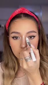 Rumor has it, the Jumbo Pencil is a fan favorite 😉 @cristiana.ioana._  #glowtutorial #highlighterhack #nyxcosmetics