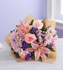 Whether you're sending flowers to your sweetheart 'just because', or need to deliver one of our original funeral sprays, flowersnear's committment to excellence and beautiful designs is we offer more than 500 flower arrangements and plants, and believe in one, premium size for all of our floral products. The Best Places To Buy Flowers For Mother S Day 2021