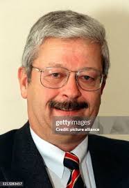 66 photos et images haute résolution de Peter Vetter