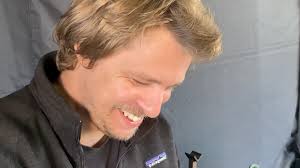 Trin 1: Margarine Trin 2: Puddersukker Trin 3: Succes! Se med fra kl.  10:30, når sæsonens sidste ræs gasser op.