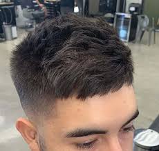 Estos peinados siguen las tendencias punk y están de moda entre los. Cortes De Pelo Para Hombre Que Estaran Presente En 2021