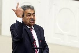 Değerli canlar anayasa her yerde var. Kamer Genc Hayatini Kaybetti