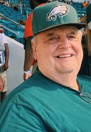 Chuck Leighton's Instagram, Twitter & Facebook