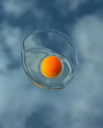 Floating Egg Video In 2021 Floating Eggs Digital Artists Vida