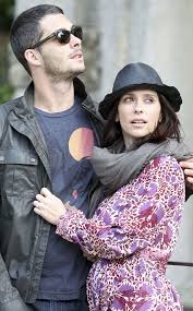 It S A Boy For Jennifer Love Hewitt Cute Celebrity Couples Jennifer Love Hewitt Jennifer Love Hewitt Shows