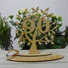Geburtstag sollten mit sorgfalt ausgewählt werden, schließlich ist dieser tag für. Zum 90 Geburtstag Geburtstagsdekoration Mit Personalisierung Lebensbaum Mit Jubilaumszahl Zum Verschenken Oder Selbst Dekorieren