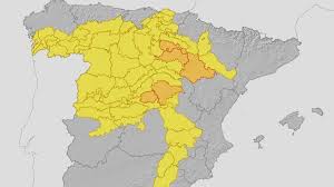 ¿Dónde hay hoy alerta naranja por lluvias en España y qué supone?