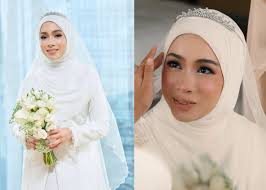 4 Daughters, 3 Different Moms: Singer Jenny Tseng Holds Adam Cheng  Accountable For Daughter's Suicide