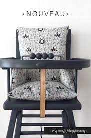Coussin De Chaise Haute Panda En 2020 Coussin Chaise Haute Coussin Chaise Chaise Haute Bebe Bois
