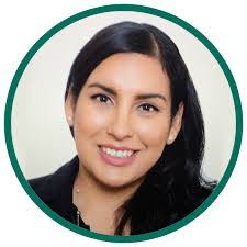 Janet Ceja's Instagram, Twitter & Facebook