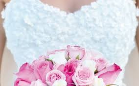 My team and i are dedicated to truly understand each client's goals before starting the process. Herzwerk Bezahlbare Brautkleider Im Herzen Ludwigsburg Gluckskleid