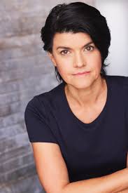 Kristen Howe's Instagram, Twitter & Facebook