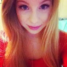 Melanie Caswell's Instagram, Twitter & Facebook