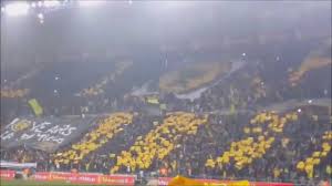 כניסה לבחינה תתאפשר לאחר מדידת חום, עטיית מסיכה והצהרה על היעדר תסמינים והיעדר מגע עם חולה מאומת ב 14 הימים האחרונים. Heisse Partie Auf Den Rangen Von Jerusalem Faszination Fankurve