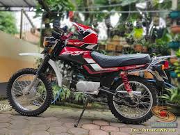Sepeda motor lawas dengan nuansa klasik ini memang banyak menyita perhatian pecinta kuda besi. Foto Foto Modifikasi Motor Honda Win Jadi Motor Trail Setia1heri Com