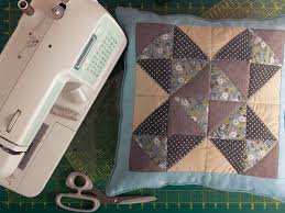 Pratik çanta görünümlü alt açma ölçüleri: Kirkyama Yastik Modeli Ve Yapimi Resimli Anlatim Ferishtah Com