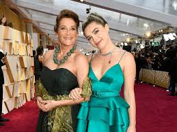 Zach braff calls florence pugh a movie star. braff was bowled over by his future girlfriend's performance in lady macbeth, an acclaimed british drama in which pugh's character is trapped in a love marriage to a much older man. Florence Pugh And Zach Braff S Relationship Timeline
