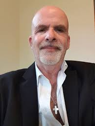 Hello guys, i would like to know if you have any trustworthy website to buy  singles, ty