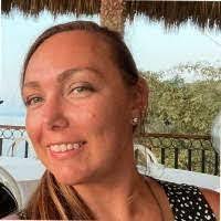 Amanda Putzier's Instagram, Twitter & Facebook