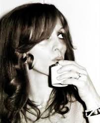 فيروز والقهوة Old People Love Arab Beauty Arab Celebrities