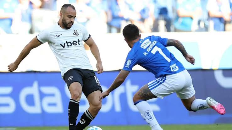Botafogo vence o Cruzeiro no Mineir&atilde;o e sobe na tabela &bull; Folha do Leste