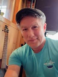 Surprise show!! I'll be heading over to Ceaser's pub in Calais, Maine...  after I finish at Fitzgerald's Tavern & The Townhouse Restaurant about 8  o'clock. Hop around Calais with me and enjoy