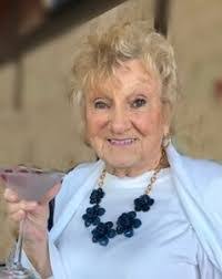 Lorraine Lord's Instagram, Twitter & Facebook