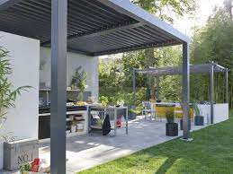 Pergola sur mesure leroy merlin. Ambiance Tamisee La Tonnelle Fait Son Entree Leroy Merlin Cuisine Exterieur Amenagement Exterieur Amenagement Jardin