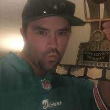 Daniel Iwanski's Instagram, Twitter & Facebook