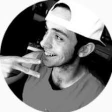 Ben Floyd's Instagram, Twitter & Facebook