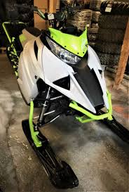 Главная снегоходы утилитарные arctic cat m8000 153 hcmc. Gobeil Equipement Chicoutimi In Chicoutimi And Dolbeau Mistassini Pre Owned 2018 Arctic Cat M8000 For Sale