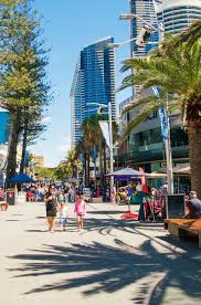 Surfers Paradise Is Packed With Things To Do Ranging From Shopping Attractions An Array Of Dining Options I Surfers Paradise Gold Coast Australia Gold Coast