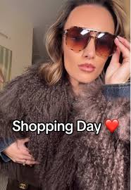 Lindsey Clarke Skechers