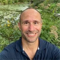 Yolanda Howe's Instagram, Twitter & Facebook