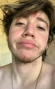 feña cuenta de votos y 🧼🧽 (@SweatLt2)