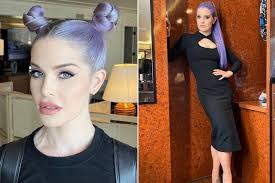 Kelly osbourne (born 27.10.1984) is an english singer, actress and tv personality who was brought to public attention when her family starred in the tv reality show the osbournes. Naffotuxdb0wkm