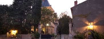 Ce château du 17e remanié au 18e avec tours de. Achat Vente De Chateaux En Languedoc Roussilon Herault Gard