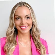 Lynne Doherty's Instagram, Twitter & Facebook